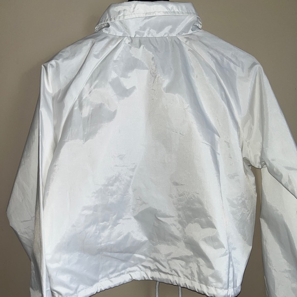Cropped Champion Windbreaker - Picture 3 of 3